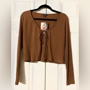 Long sleeve crop top